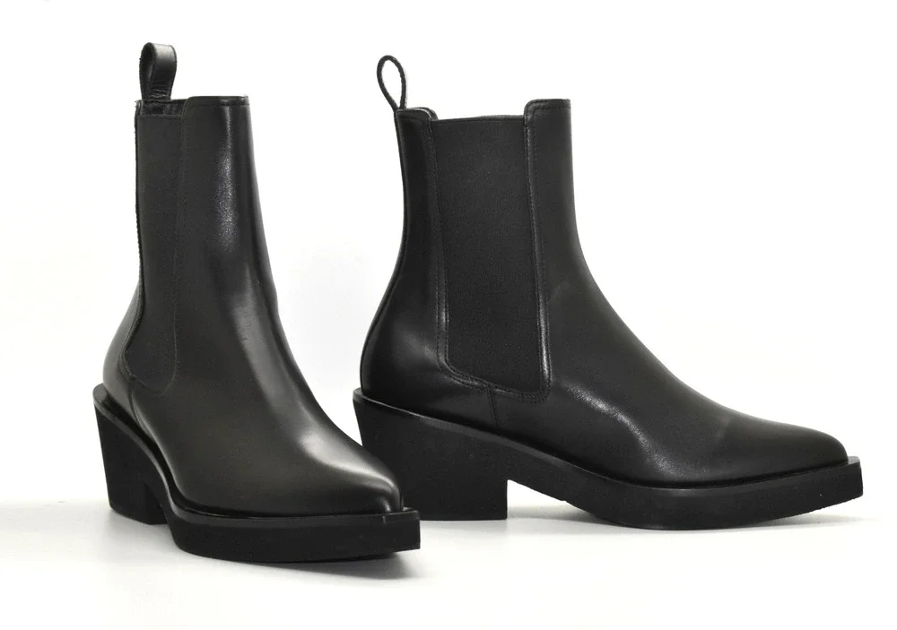 C0 NWOB ROBERT CLERGERIE Black Leather Angular Toe Tegan Boot Shoes Size 39.5